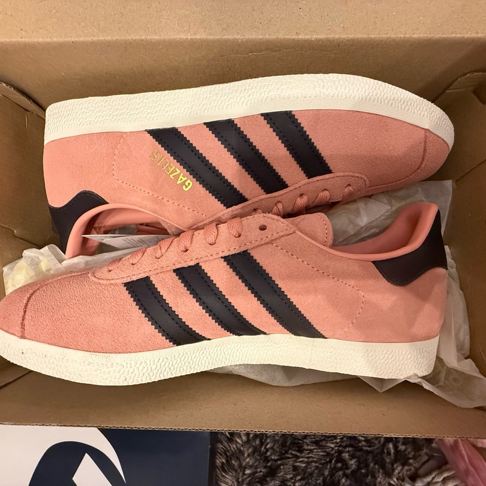 Adidas Gazelle Glow Pink / Black / White | Men’s 8 | Brand New w/ Box